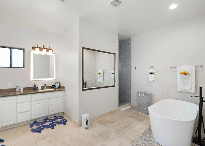 Primrose Palace Fountain Park Pool Hot Tub Fountain Hills